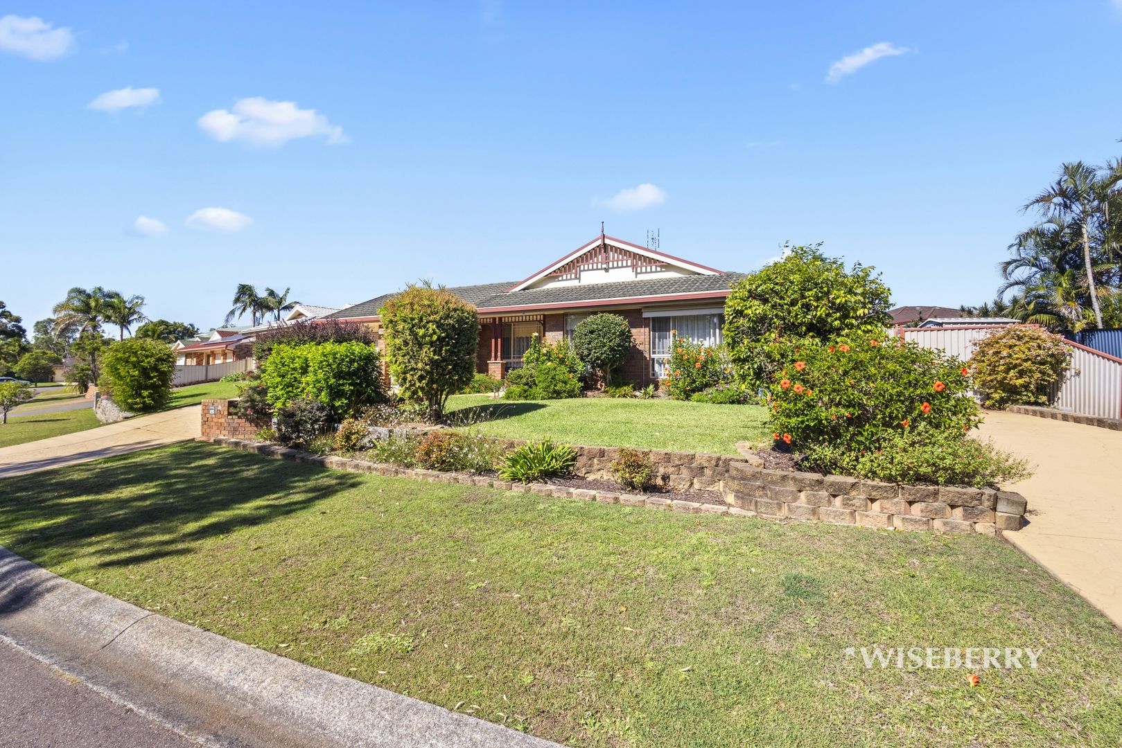 10 Derwent Drive, Lake Haven NSW 2263, Image 1