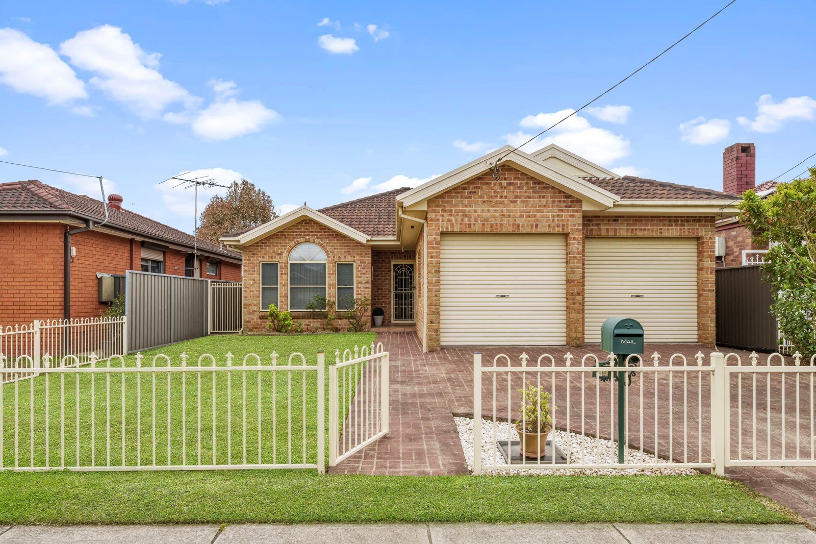 3 bedrooms House in 49 KIORA STREET CANLEY HEIGHTS NSW, 2166
