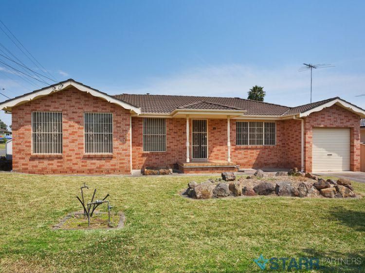 54 Pavesi Street, Guildford West NSW 2161