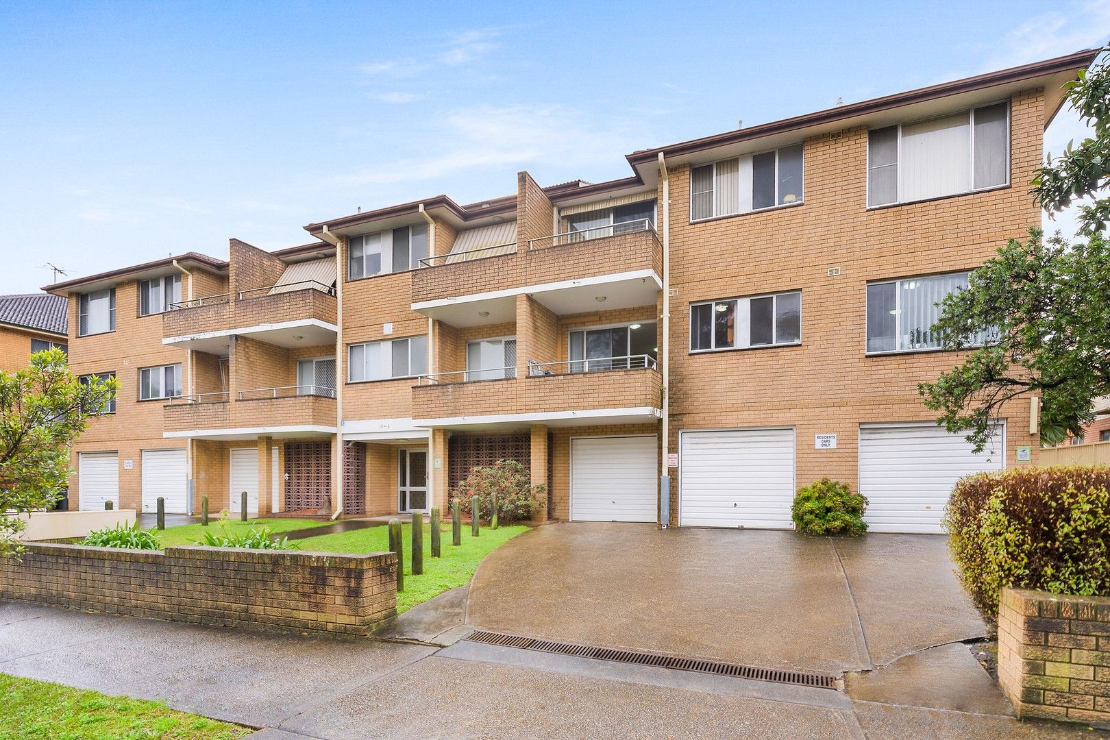 2 bedrooms Apartment / Unit / Flat in 2/6 Oriental Street BEXLEY NSW, 2207
