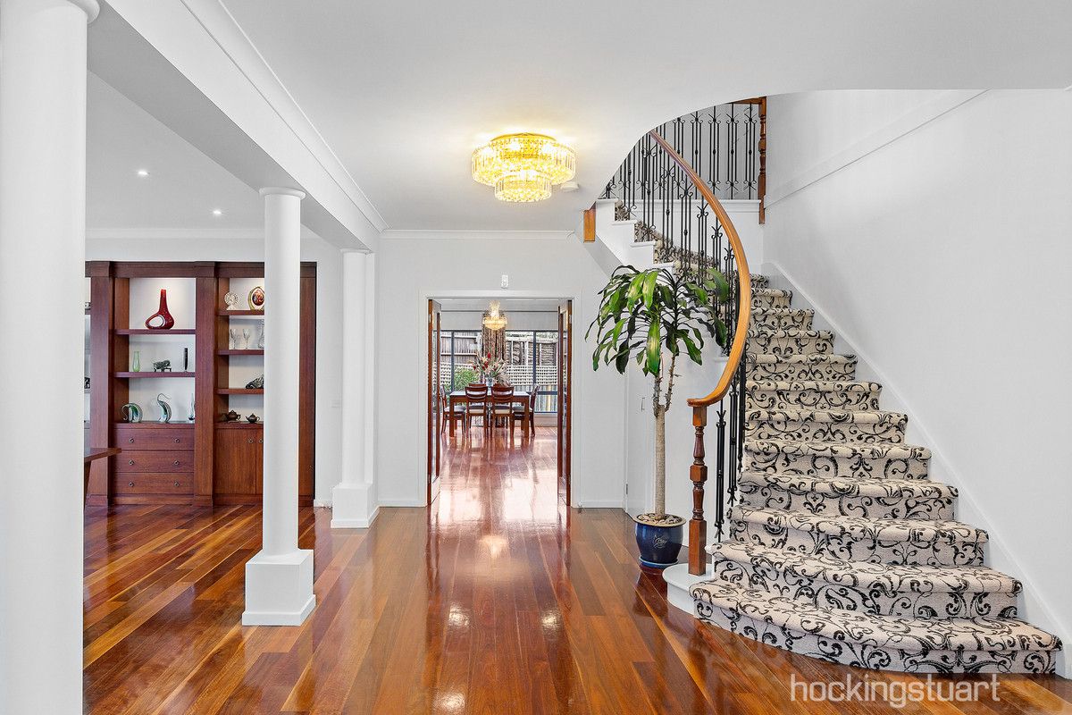 5 Chilcote Court, Box Hill South VIC 3128, Image 1