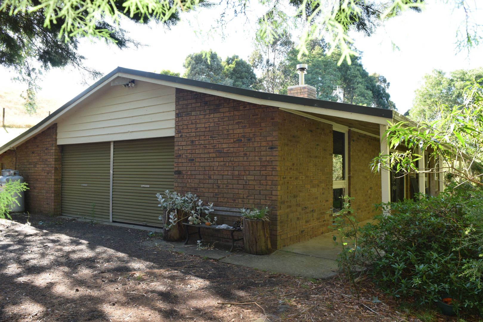 703 Yarragon South Road, Yarragon South Property History & Address