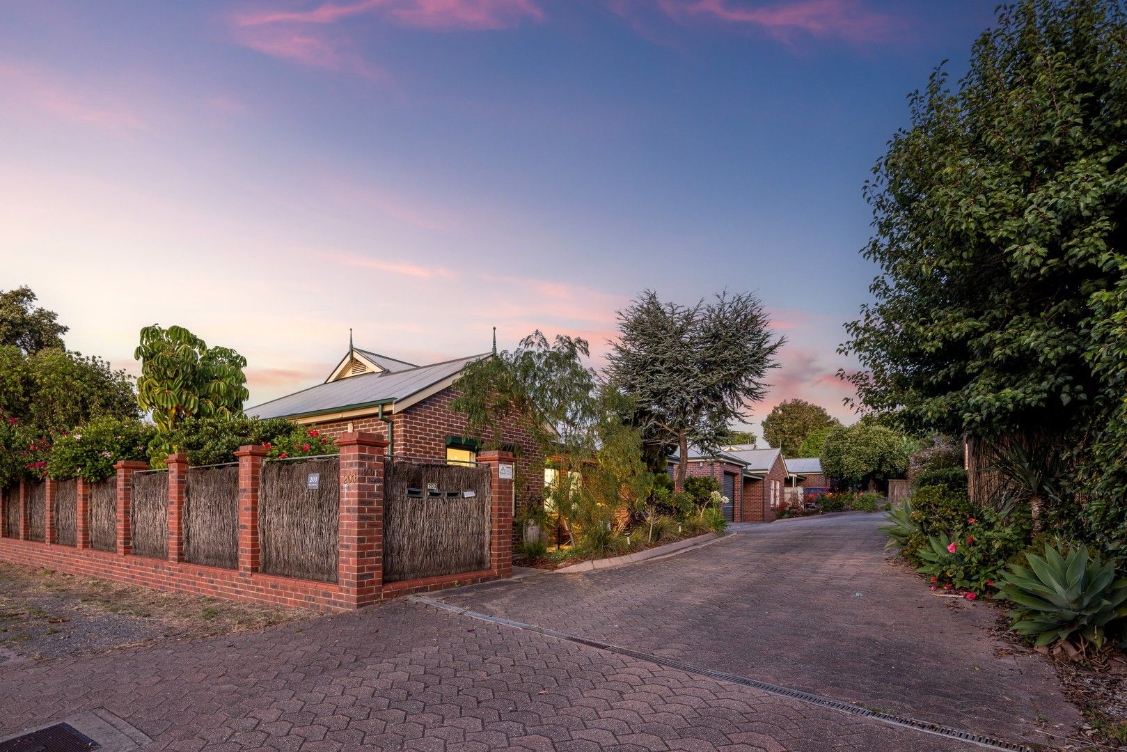 1/203 Belair Road, Torrens Park SA 5062, Image 0