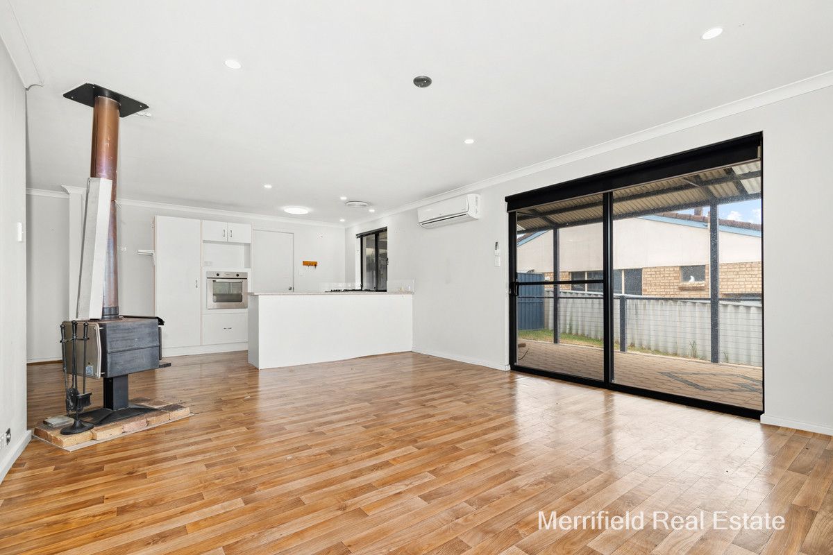 27 Rutherford Street, Lower King WA 6330, Image 2