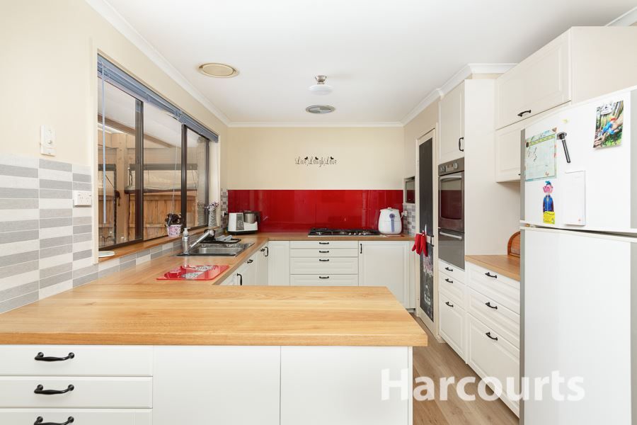 22 Eyebright Square, Hallam VIC 3803, Image 2