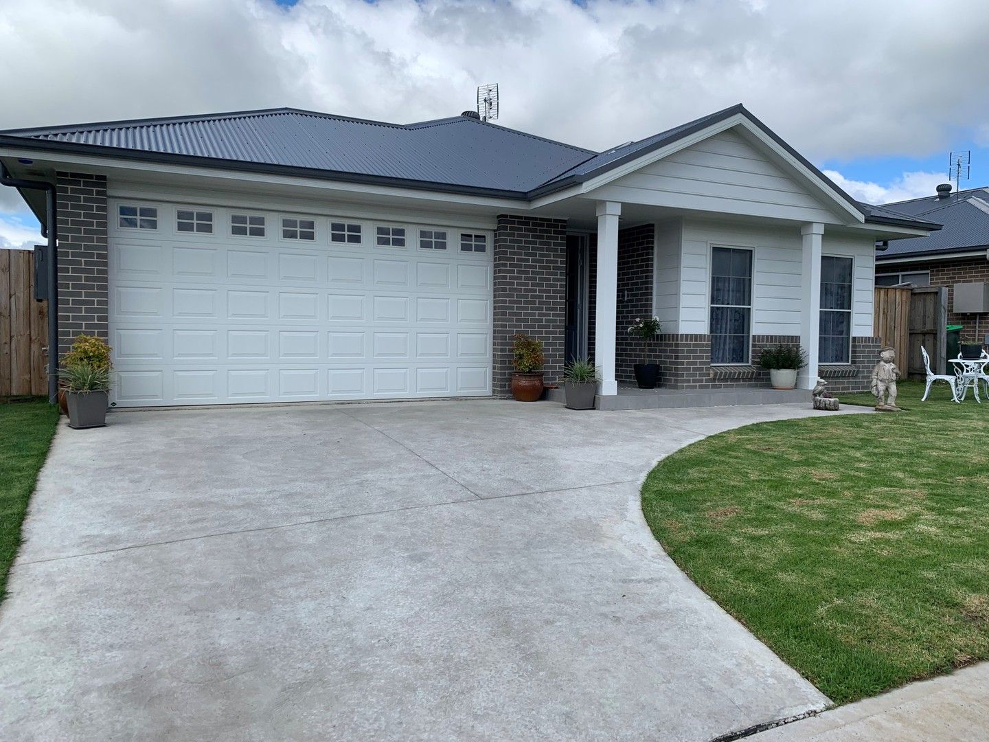 4 bedrooms House in 28 Windeyer Street RENWICK NSW, 2575