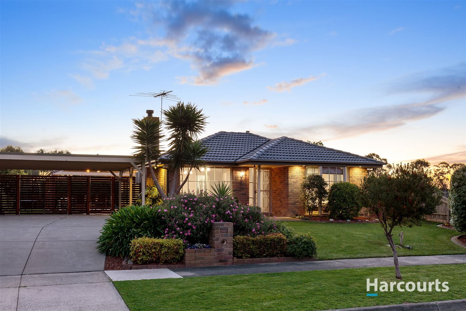 11 Linnel Court, Rowville VIC 3178, Image 0
