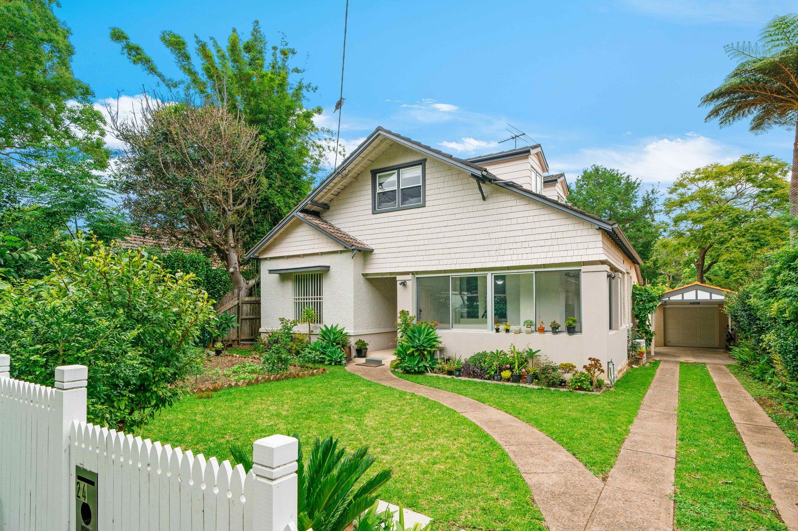 6 bedrooms House in 24 Spearman Street ROSEVILLE NSW, 2069