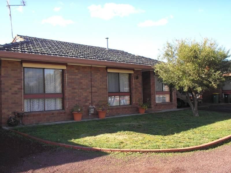 2/13 Hart St, ROCHESTER VIC 3561, Image 0