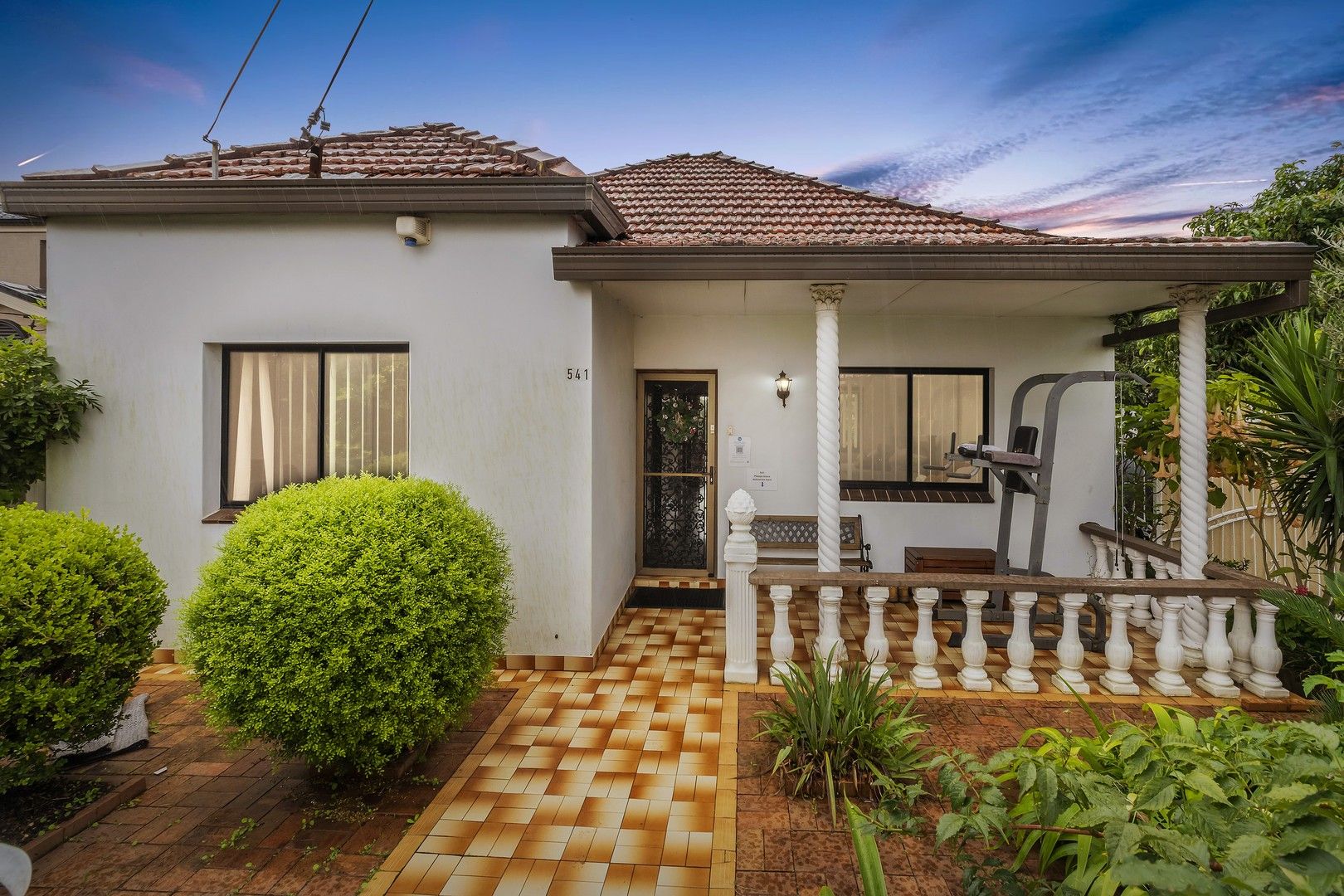 3 bedrooms House in 541 Canterbury Road CAMPSIE NSW, 2194