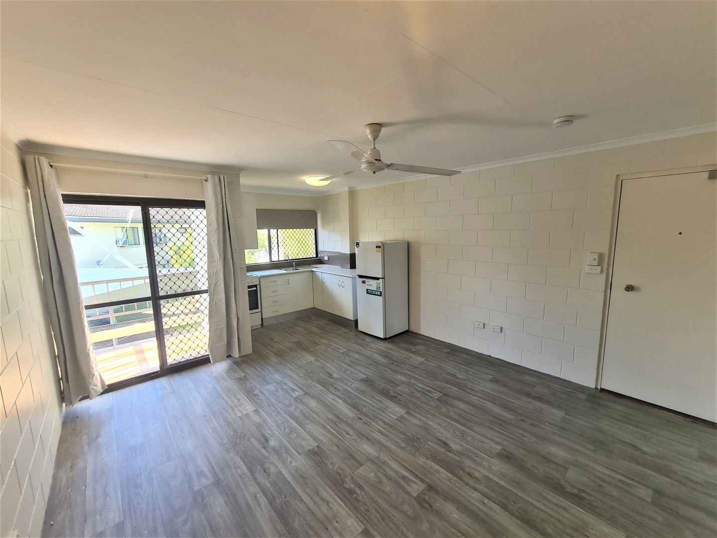 1 bedrooms Apartment / Unit / Flat in 23/6 Hector Close WESTCOURT QLD, 4870