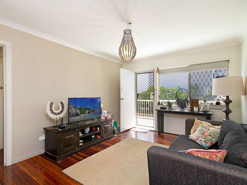 6/2 Haig Street, Kirra QLD 4225, Image 0