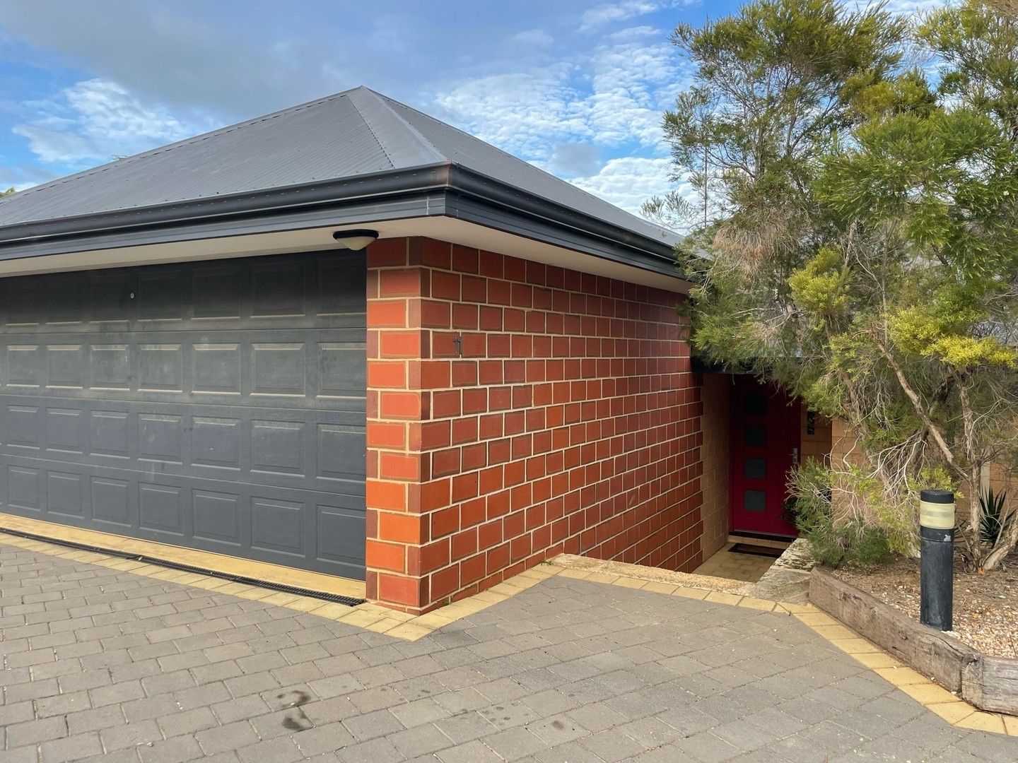 3 bedrooms Townhouse in 11/4 McDermott Avenue WANDINA WA, 6530