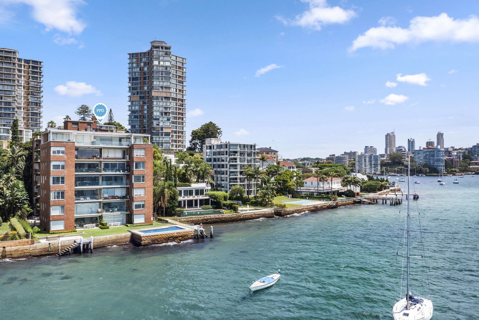 2 bedrooms Apartment / Unit / Flat in 2/85 Yarranabbe Road DARLING POINT NSW, 2027