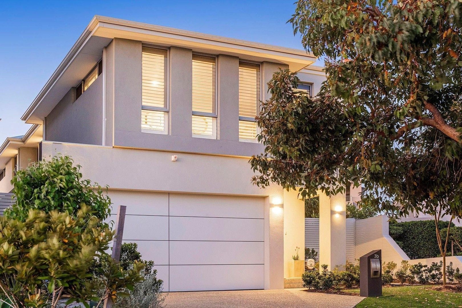 4 bedrooms House in 3B CORNWALL STREET DIANELLA WA, 6059