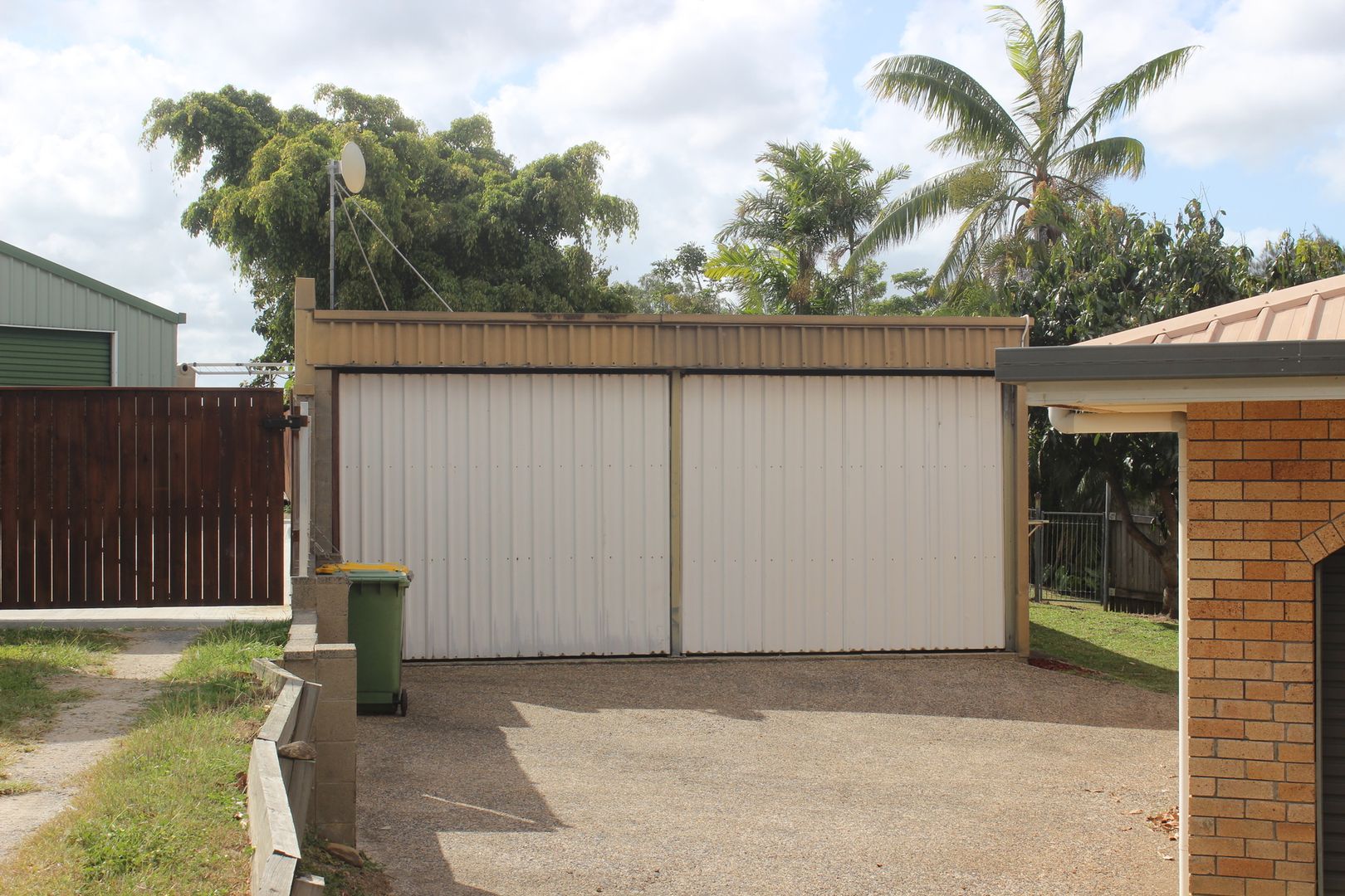 8 McKellar Court, Mount Pleasant QLD 4740, Image 2