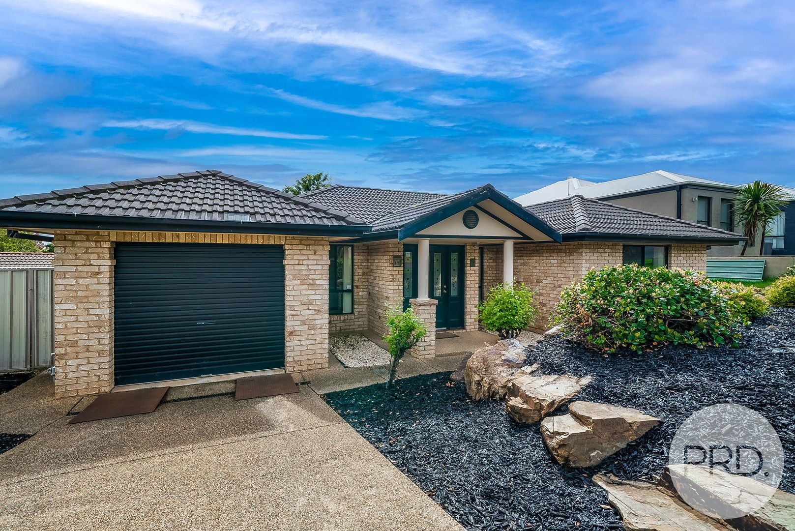 2/17 Wilgoma Street, Bourkelands NSW 2650, Image 0