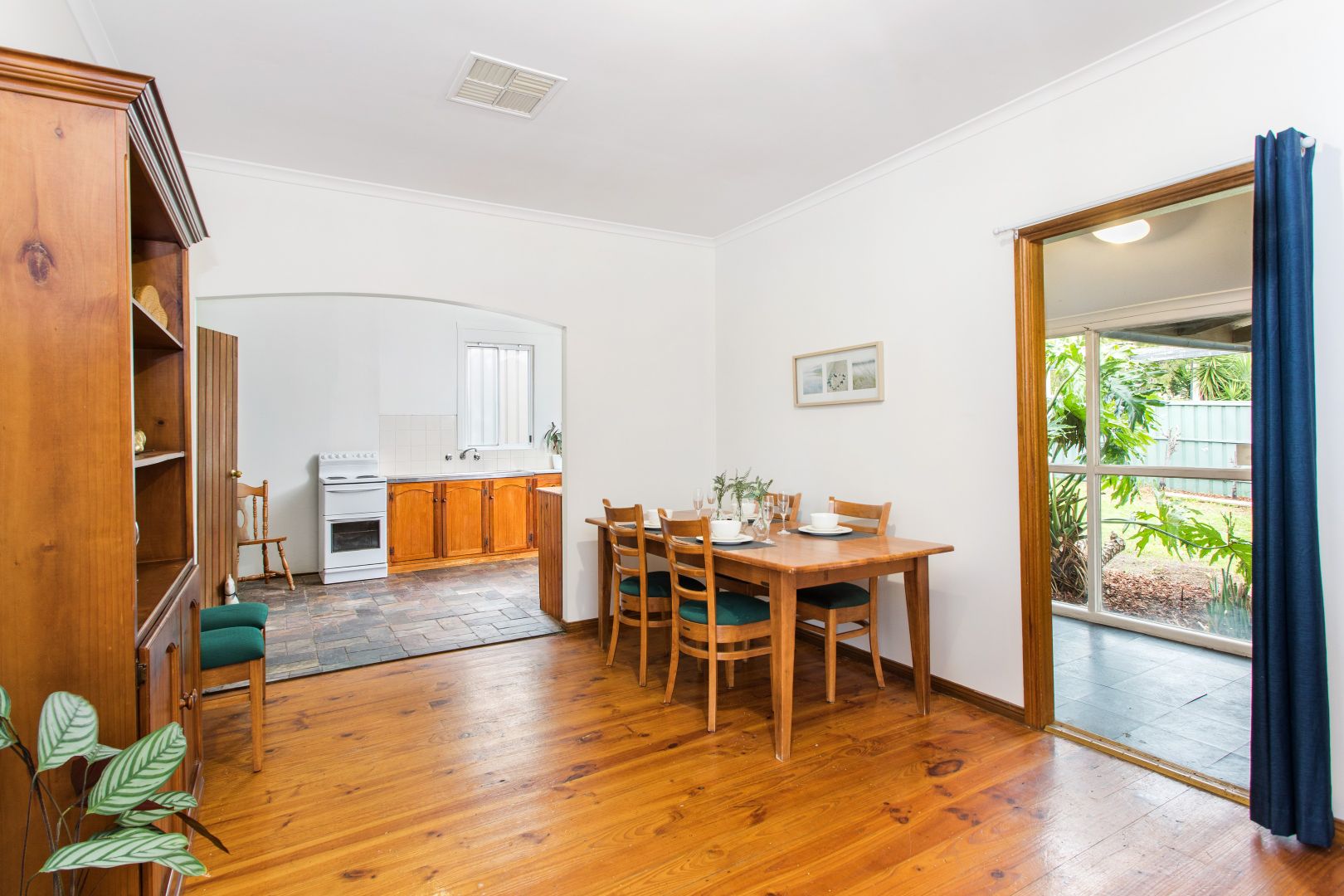 23 Ramsgate Avenue, Christies Beach SA 5165, Image 2