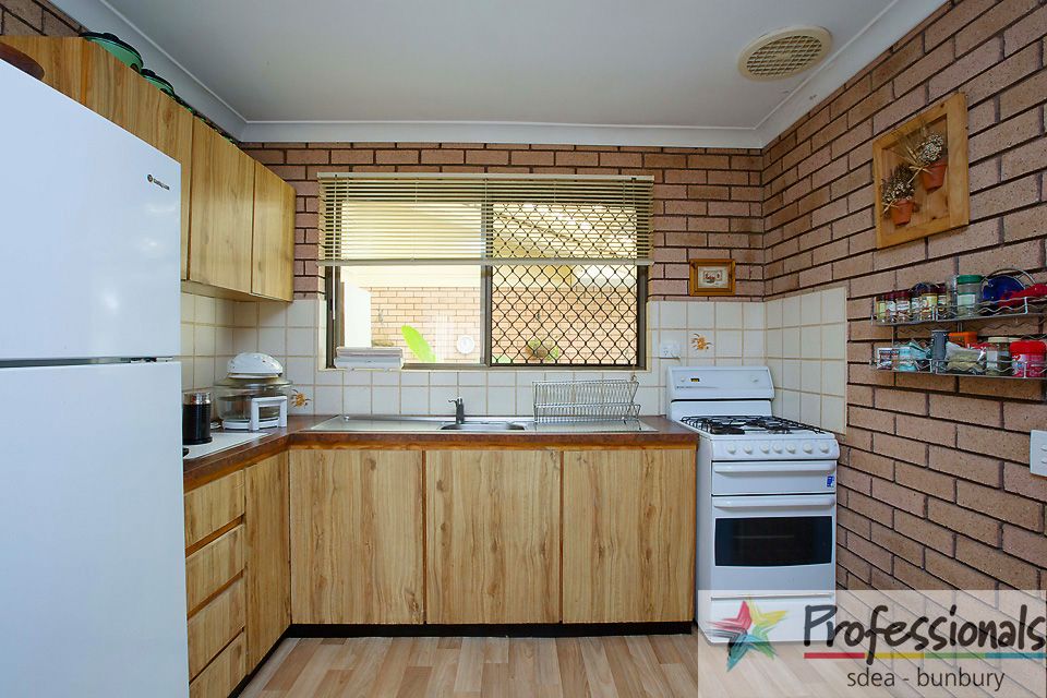 2A Shannon Way, Collie WA 6225, Image 2