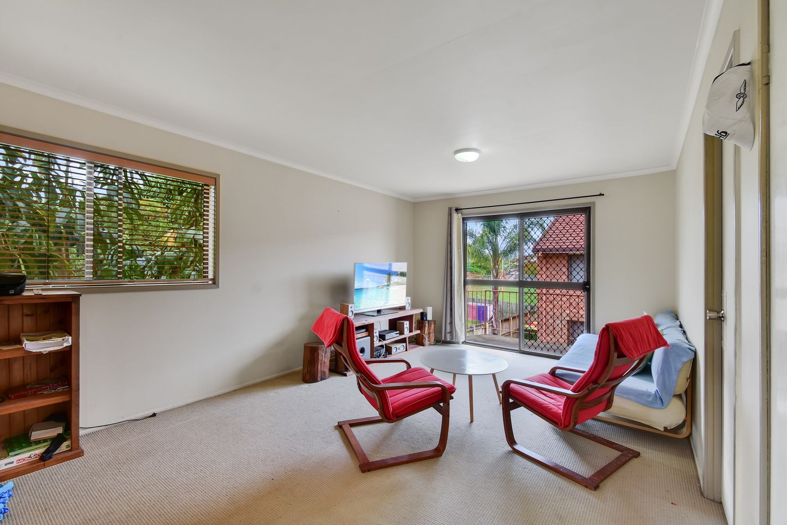 9/6 Cowper Avenue, Eagleby QLD 4207, Image 2