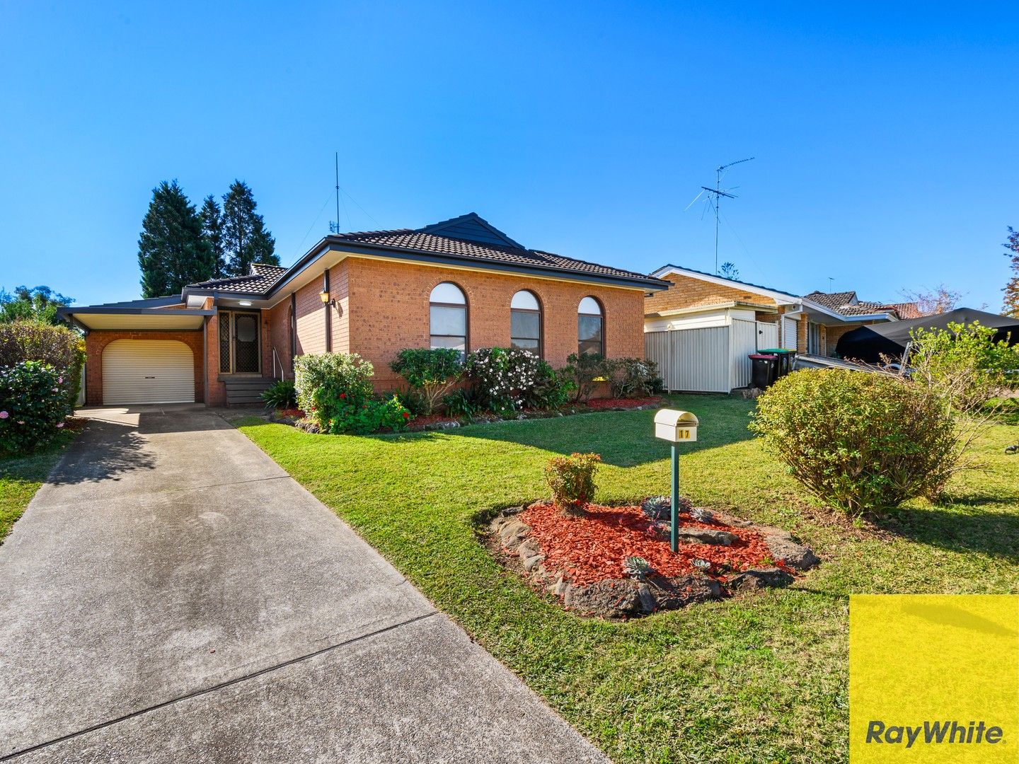 17 Peace Avenue, St Clair NSW 2759, Image 0