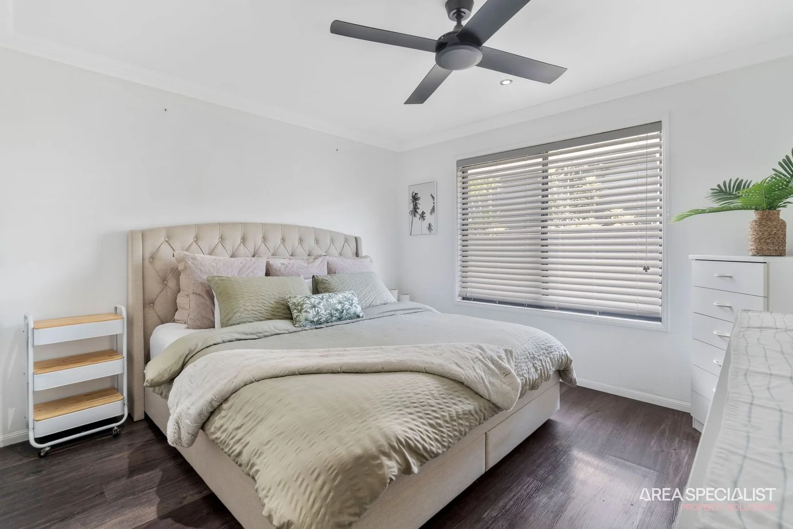 Additional image 22 of 52 Pelican Parade, Jacobs Well QLD 4208