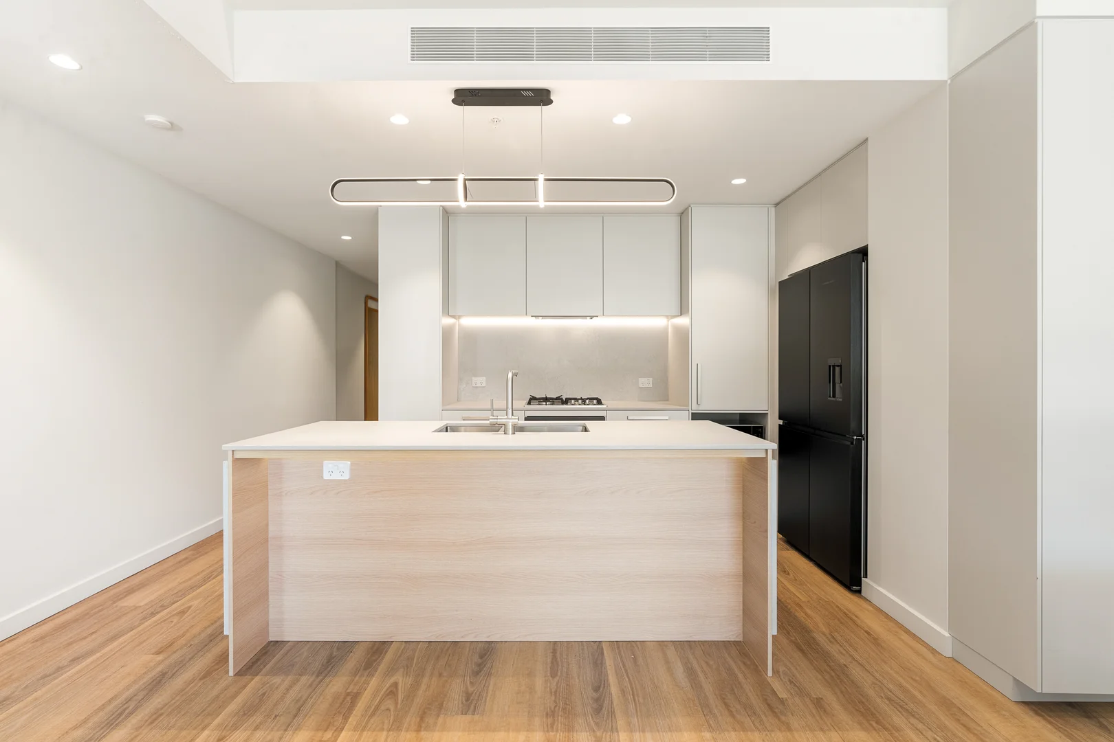 Additional image 8 of 202/4 Miles Street, Coolangatta QLD 4225