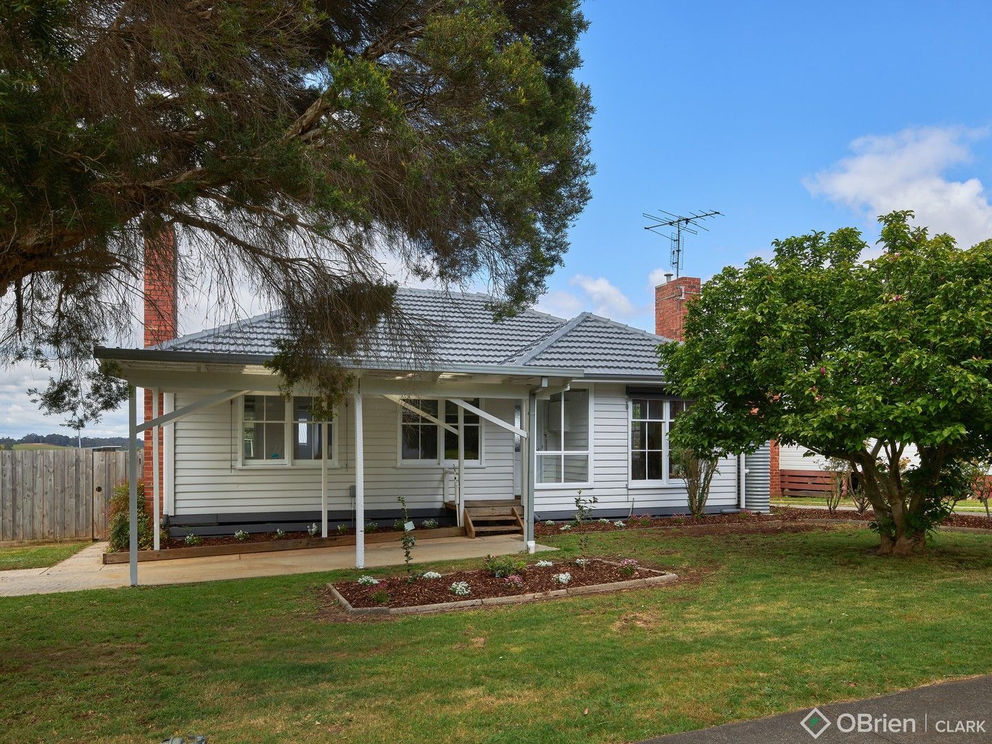 52 Albert Road, Drouin VIC 3818 Domain
