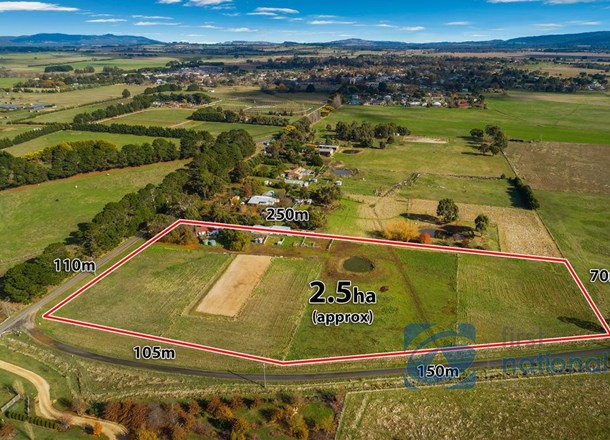25 Shannons Road, Lancefield VIC 3435