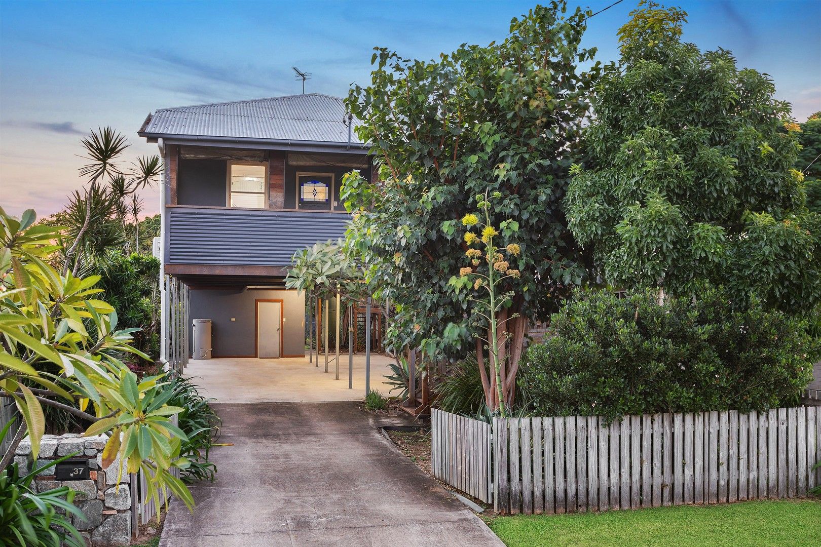 37 Buckle Street, Park Avenue QLD 4701, Image 0