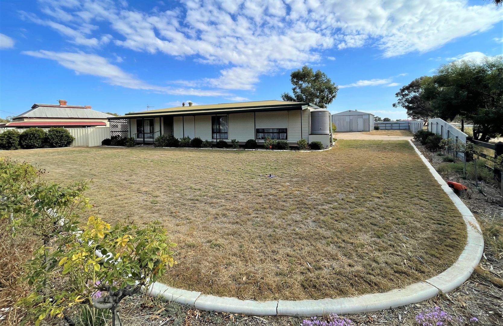 16 Railway Terrace North, Lameroo SA 5302, Image 1