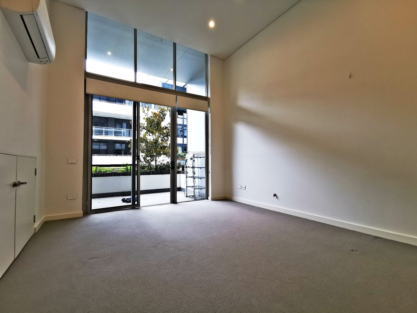 228/2 Half Street, Wentworth Point NSW 2127, Image 2