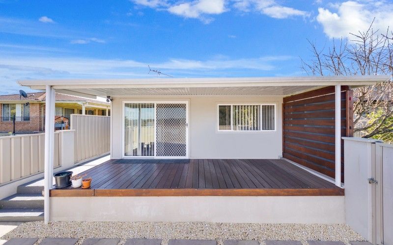 1 bedrooms House in 16A Tourmaline Street EAGLE VALE NSW, 2558