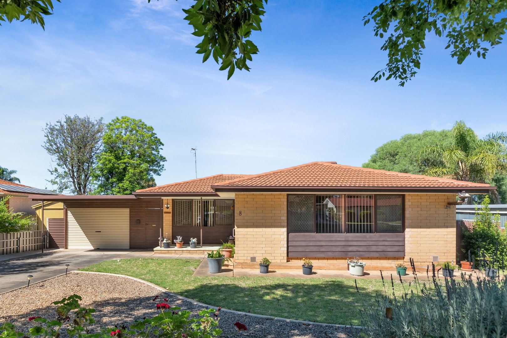 3 bedrooms House in 8 Preston Street ELIZABETH DOWNS SA, 5113