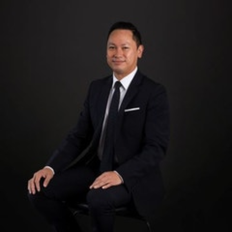 Charles Tran, Sales representative