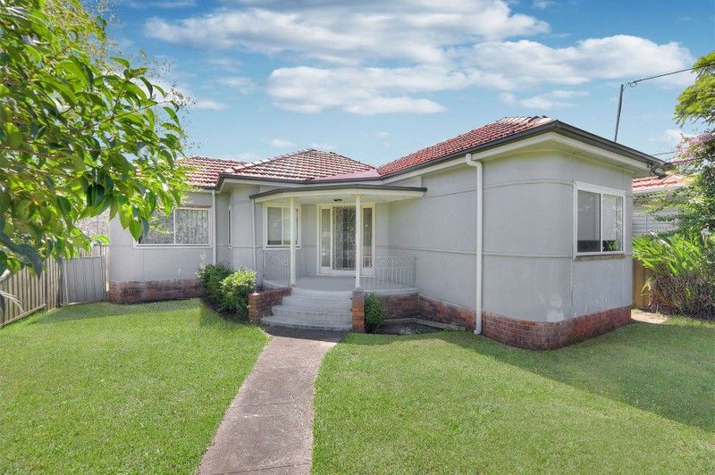 3 bedrooms House in 5 Pyramid Avenue PADSTOW NSW, 2211