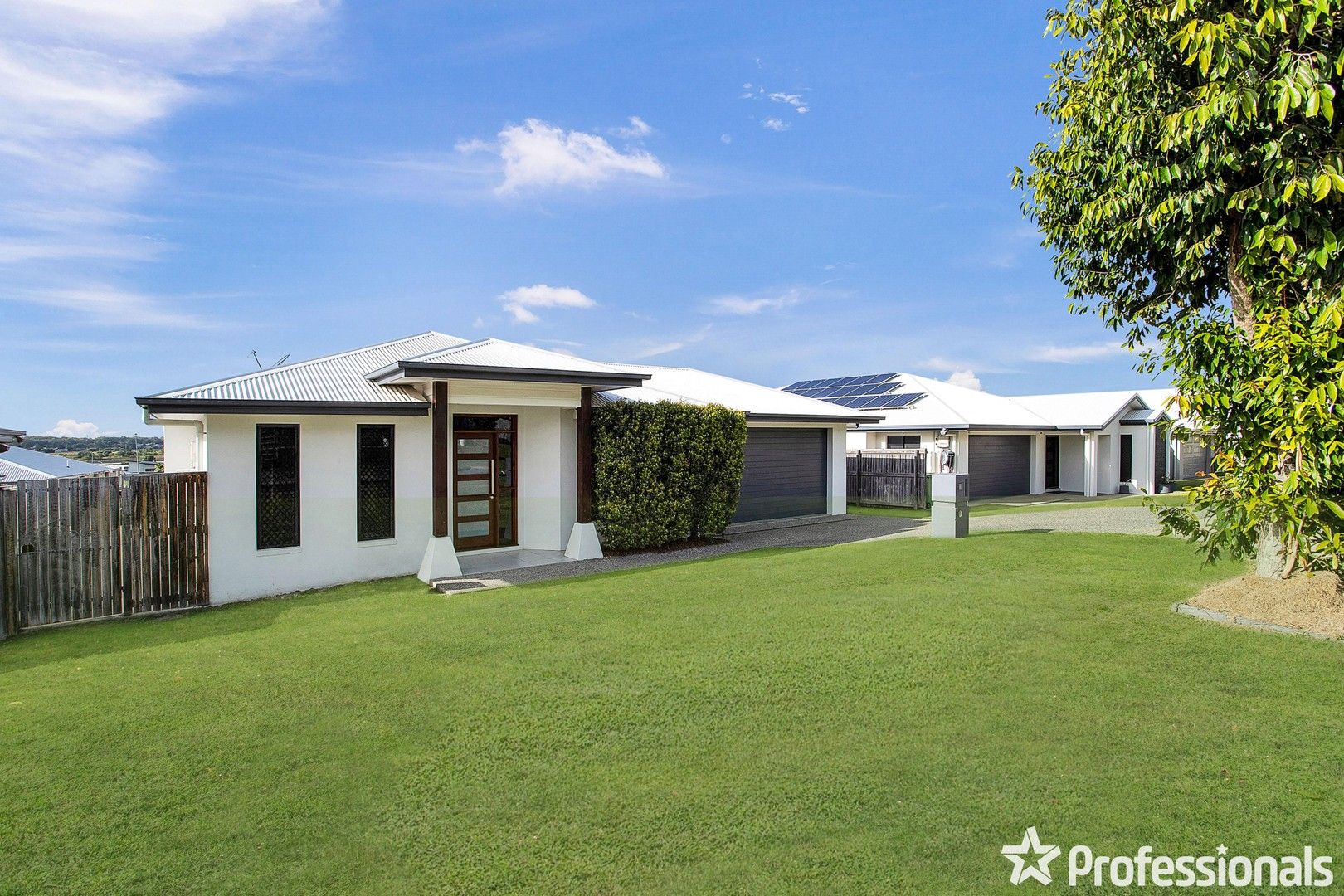 11 Clive Court, Beaconsfield QLD 4740, Image 0