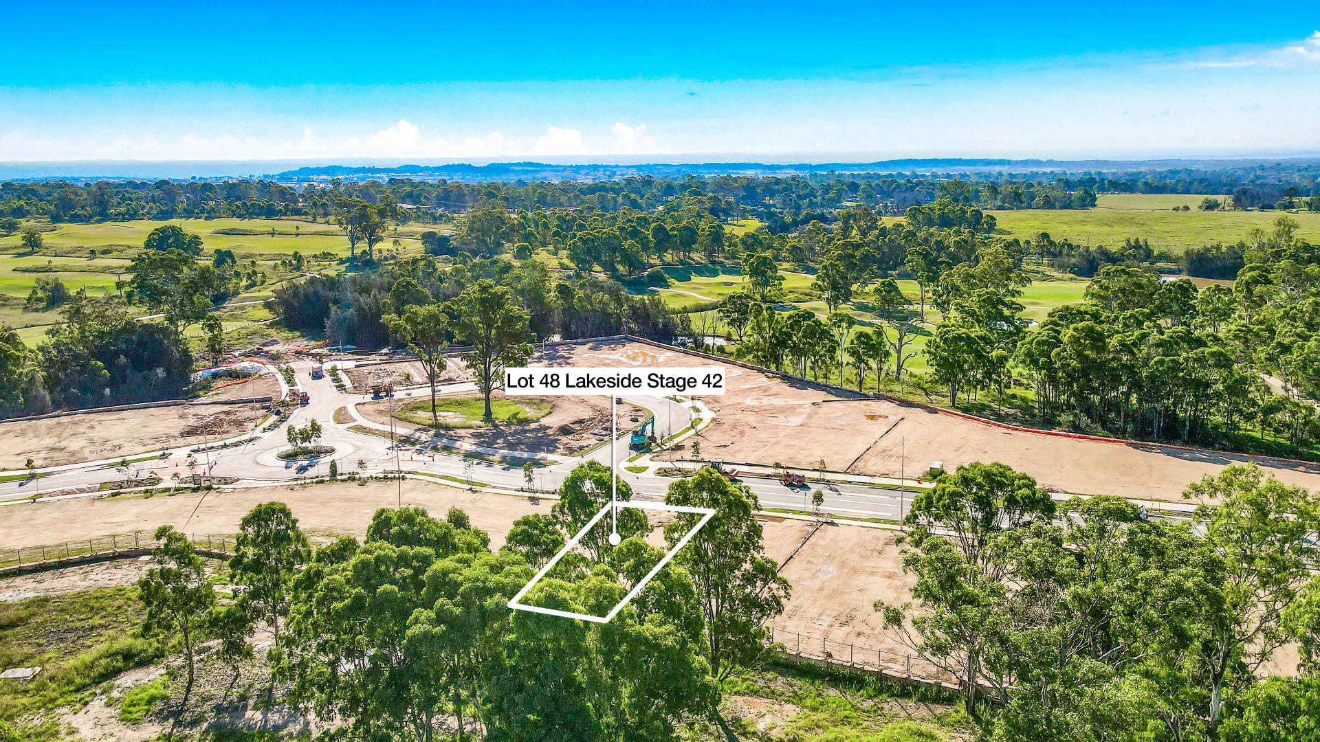 48 Ballandean Boulevarde, Gledswood Hills NSW 2557, Image 2