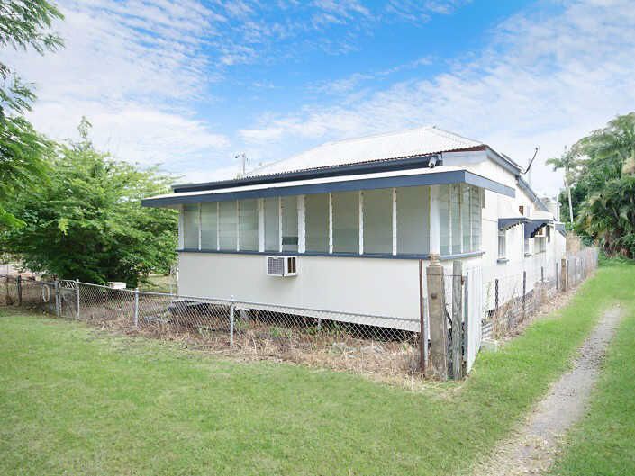 10 Hubert Street, South Townsville Property History & Address