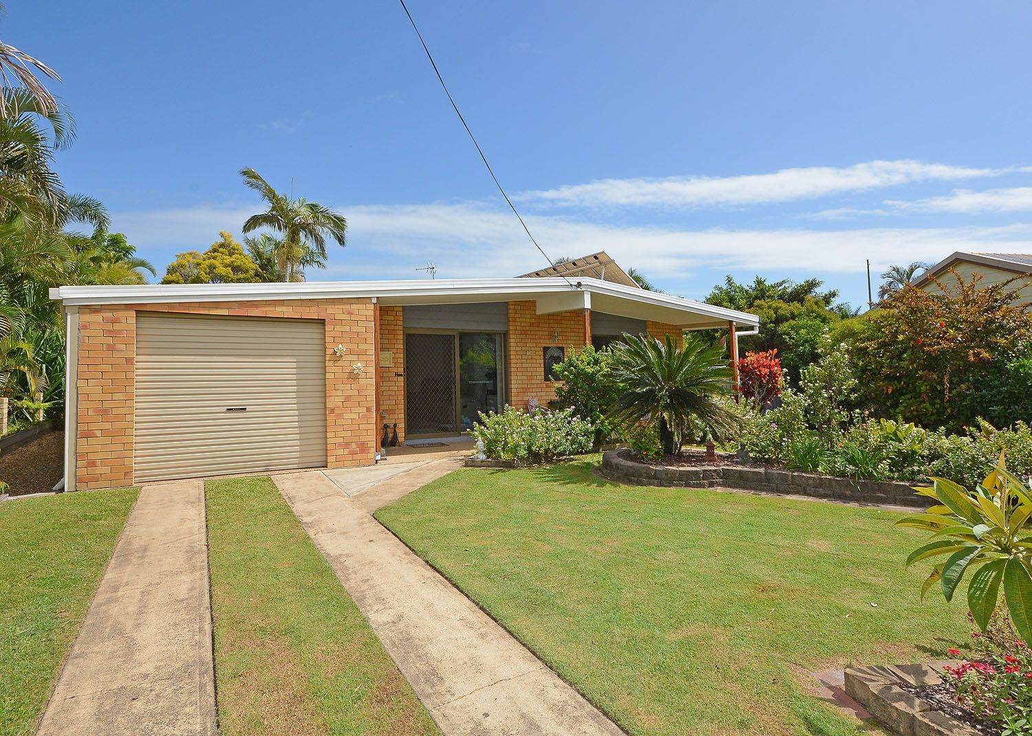 9 Riley Street, Urangan QLD 4655, Image 0