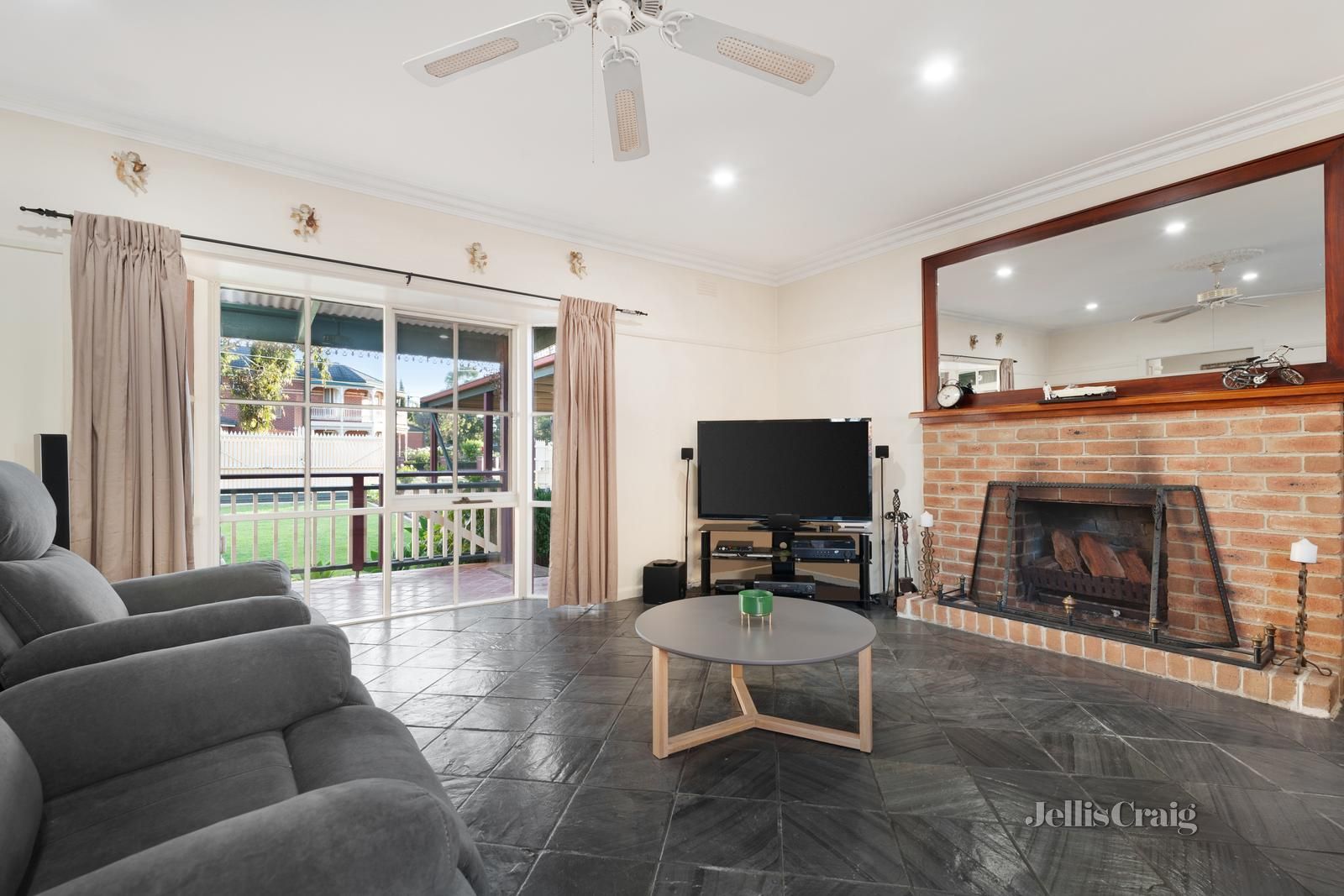 2/9 James Street, Templestowe Lower VIC 3107, Image 1