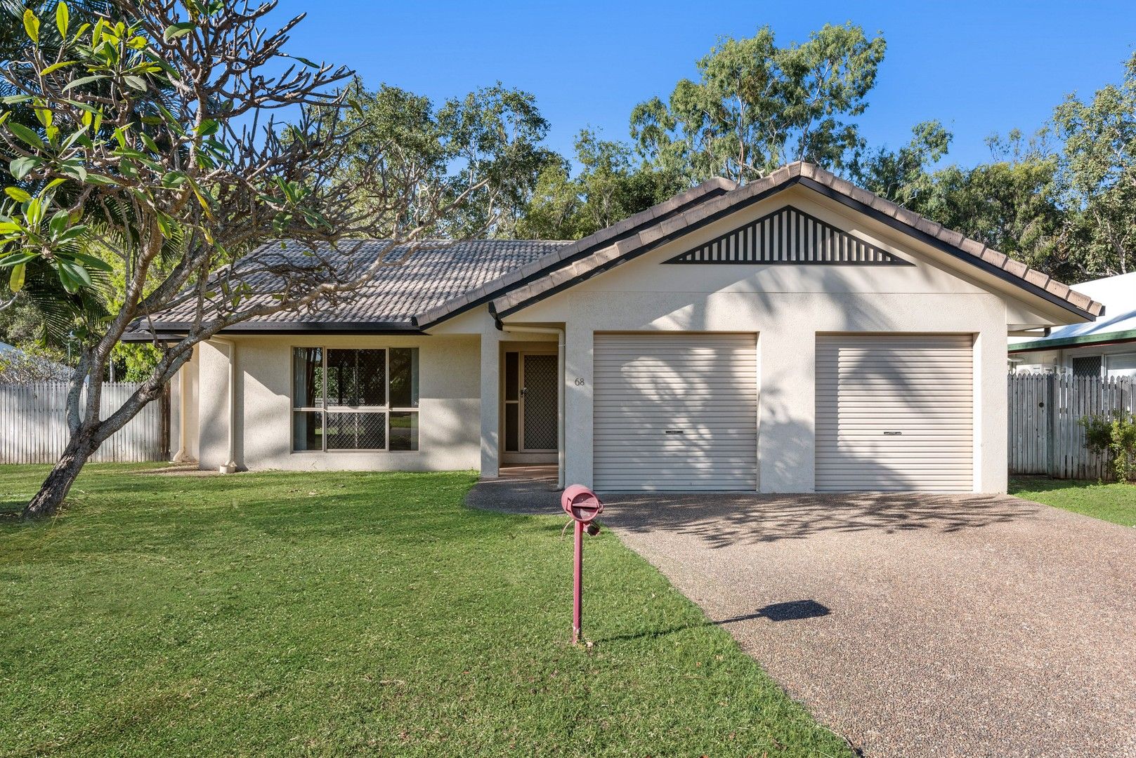 4 bedrooms House in 68 Regatta Crescent DOUGLAS QLD, 4814