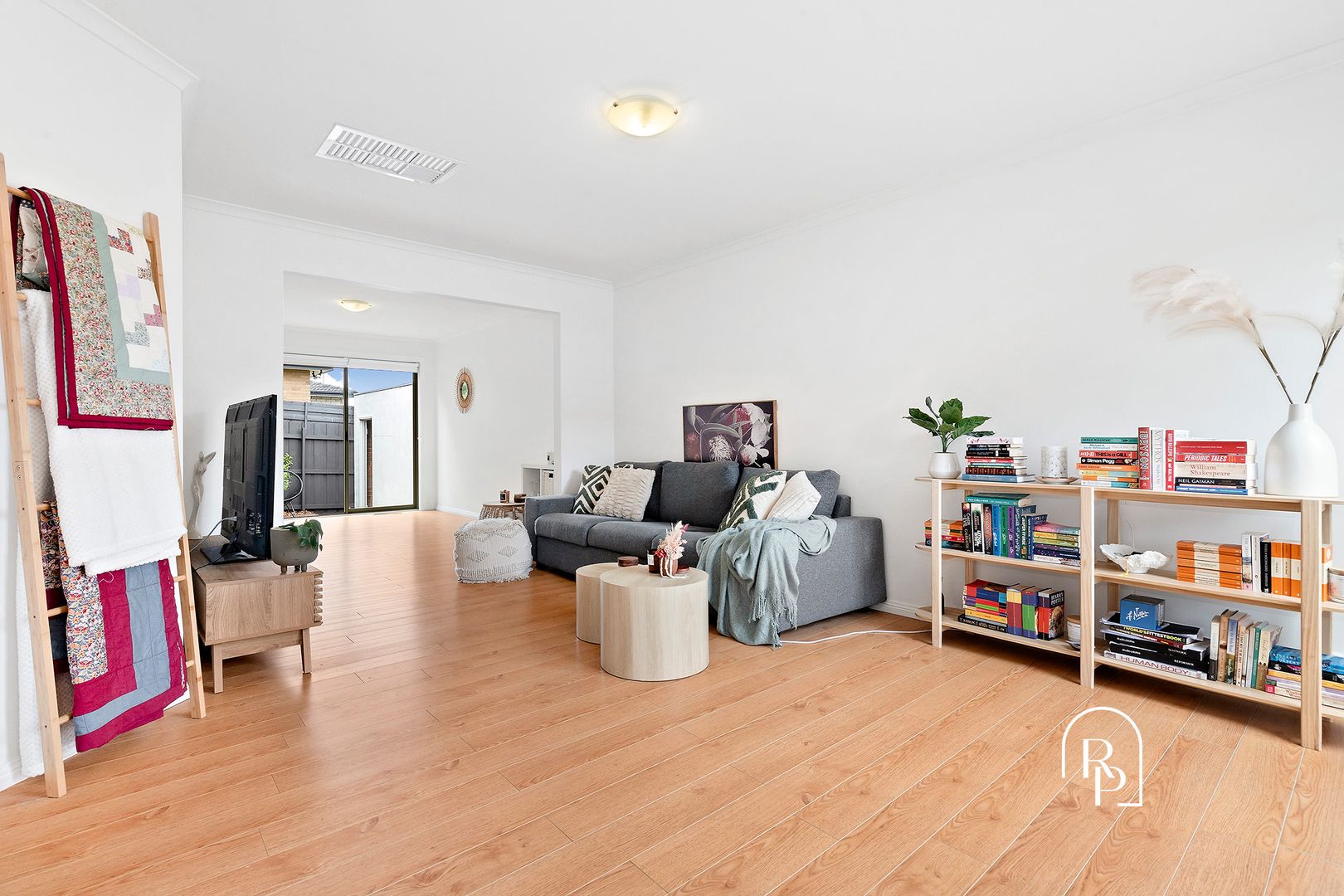 2/15 Jordan Street, Somerville VIC 3912, Image 1