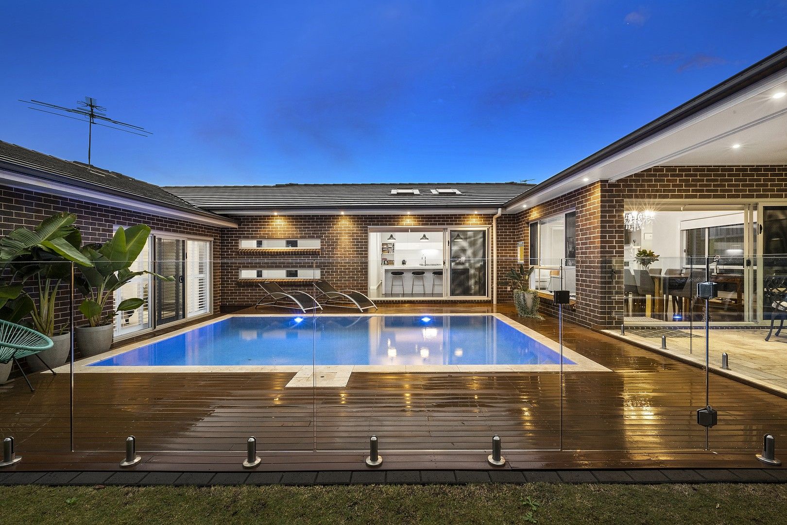 5 bedrooms House in 14 Kentridge Place BELLA VISTA NSW, 2153