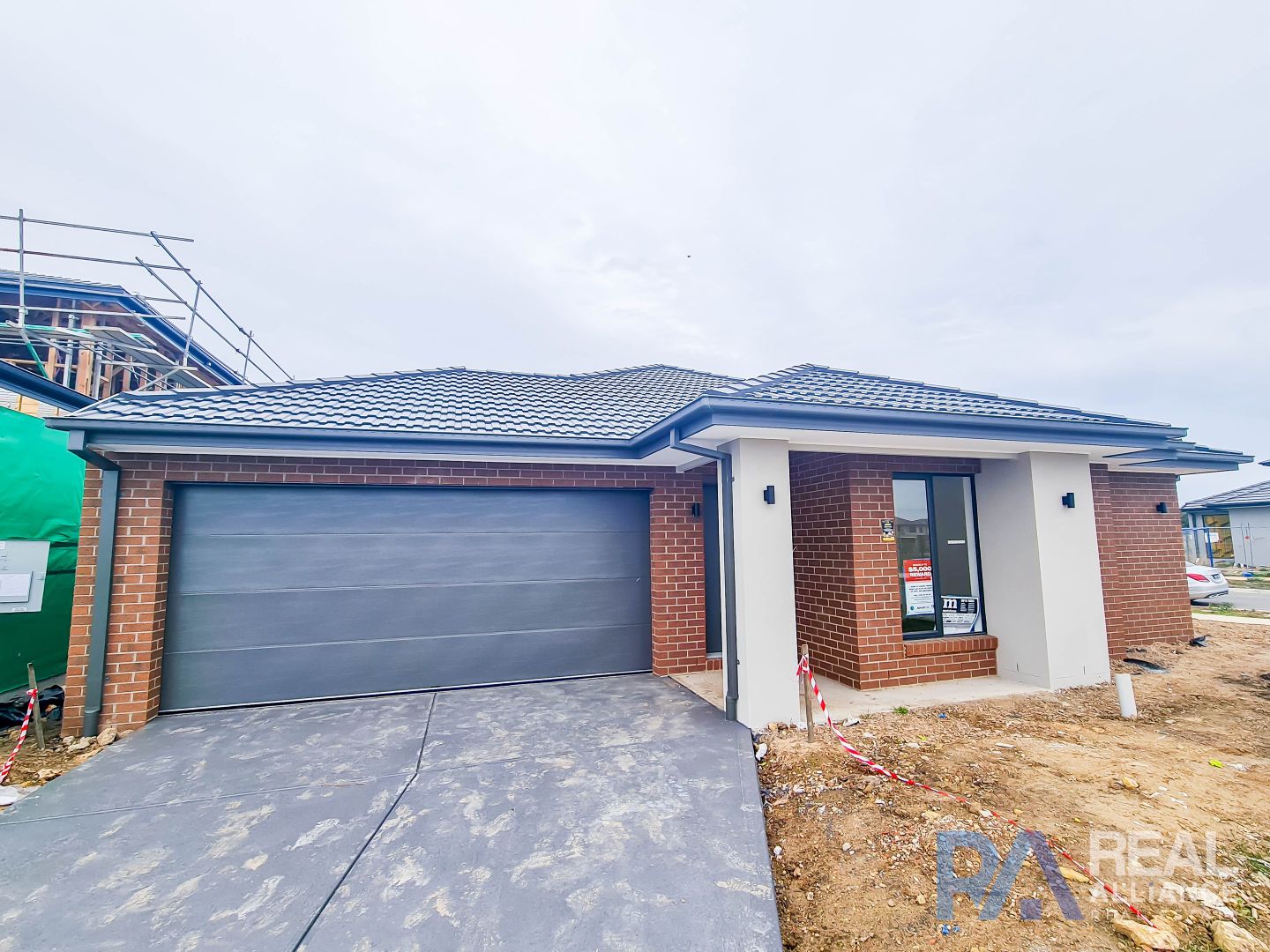 33 Parkrise Boulevard, Clyde North VIC 3978 House For Rent 580