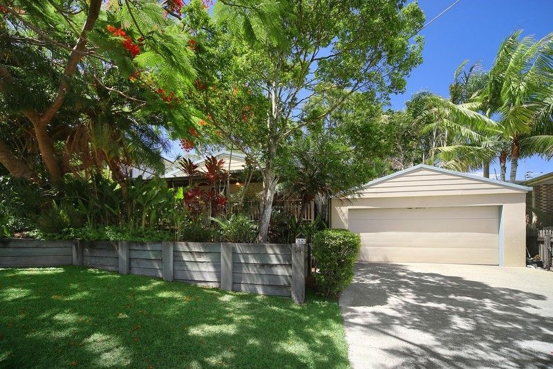 3 bedrooms House in 33 Learg Street COOLUM BEACH QLD, 4573