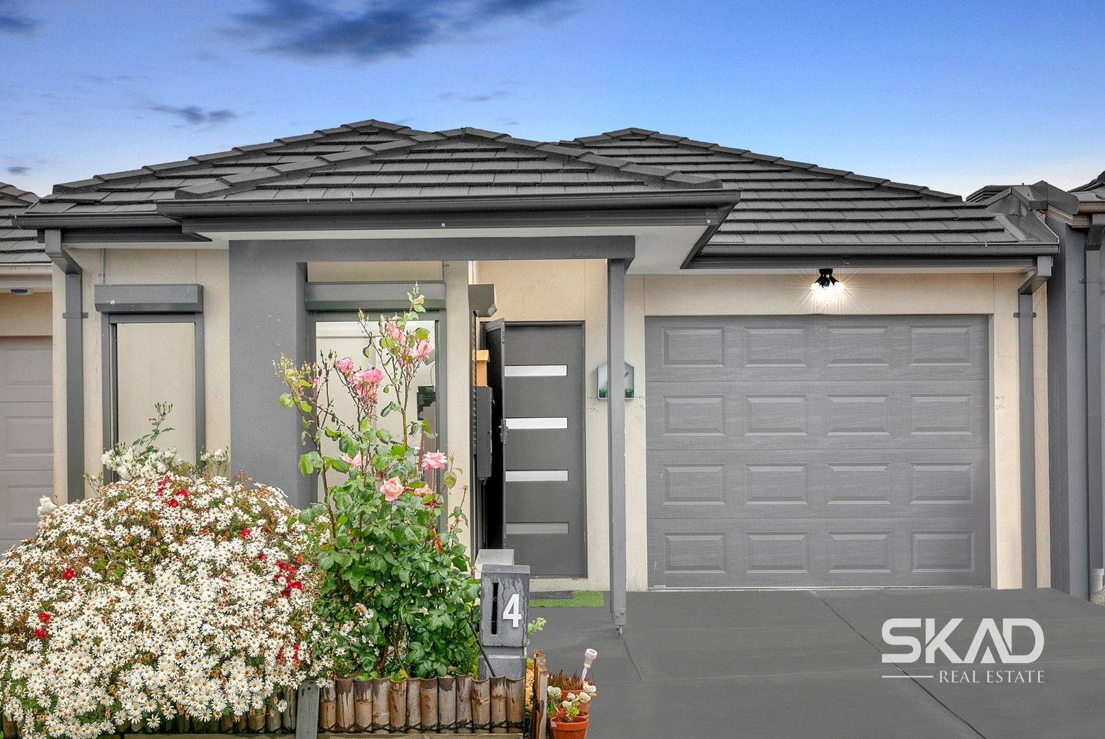 4 Burrows Place, Craigieburn VIC 3064, Image 0