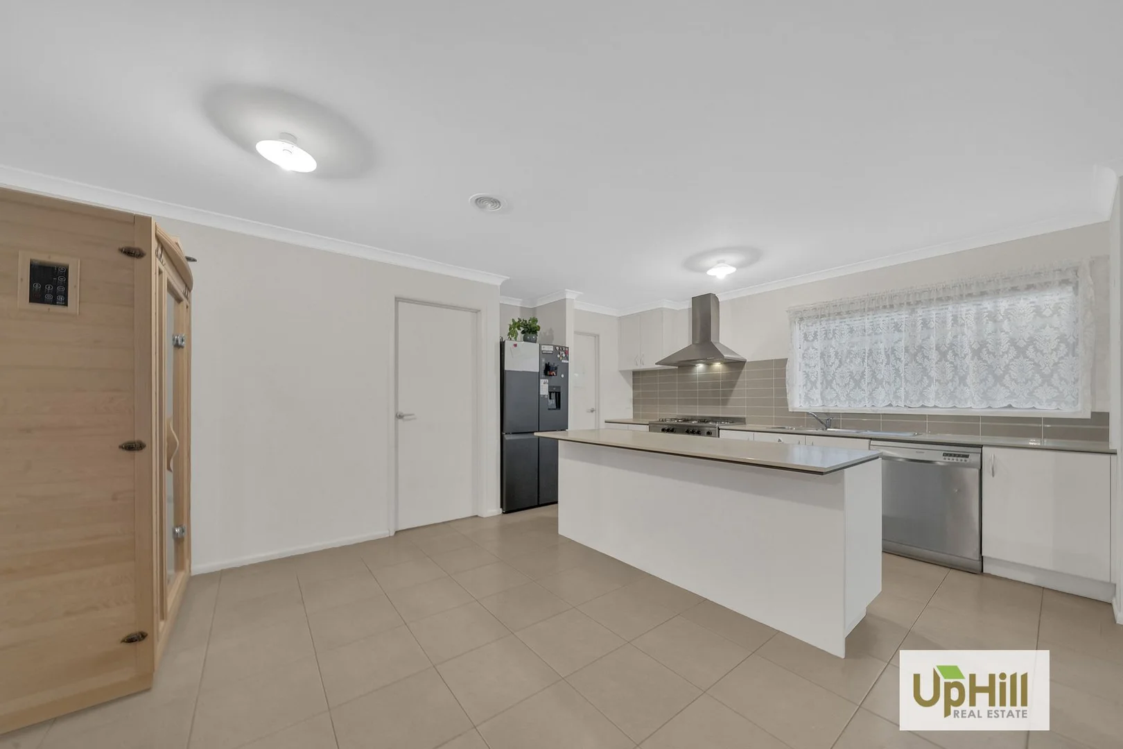 Additional image 10 of 28 Fleuve Rise, Clyde North VIC 3978