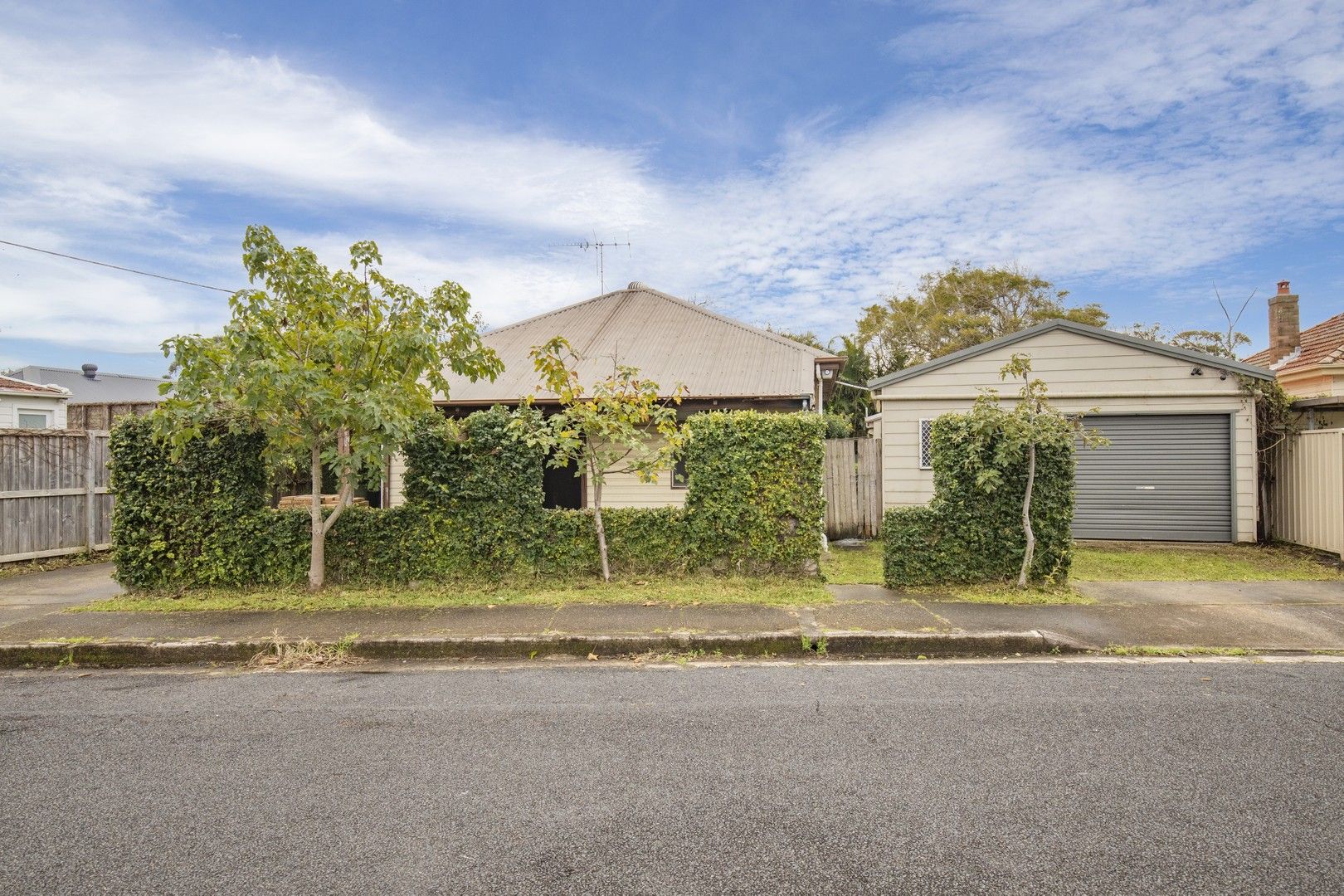 4 John Street, Tighes Hill NSW 2297, Image 0