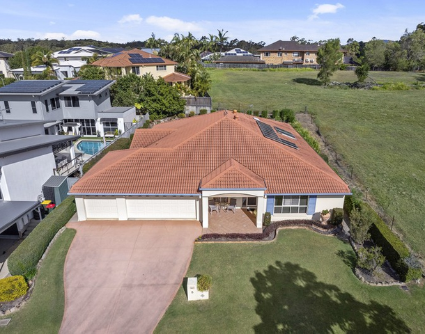 8 Pepper Street, Bridgeman Downs QLD 4035